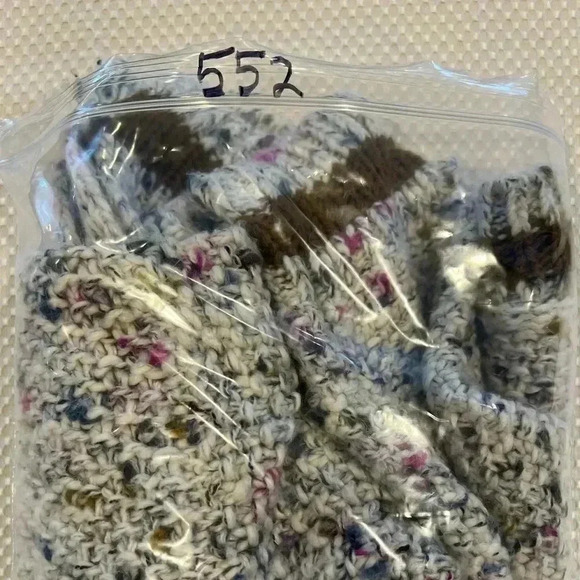 Mystree oversized small V-Neck knit Sweater - Picture 9 of 9